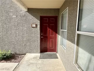 Photo #2: 2700812 Listing 