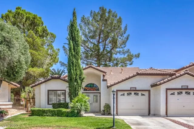 MLS: 2700813 Condo For Sale