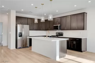 More Details about MLS # 2700830 : 341 CYMBAL PLACE