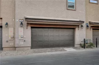 Photo #2: 2700858 Listing