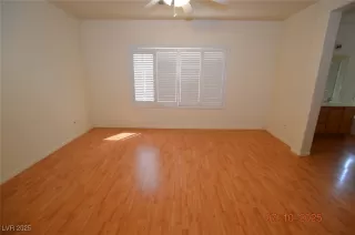 Photo #6: 2700867 Listing 