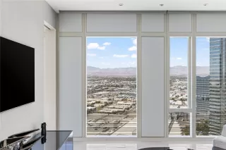 Photo #6: 2700877 Listing