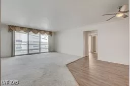 Photo #2: 2700878 Listing 