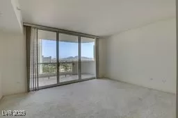 Photo #5: 2700878 Listing 