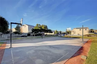 Photo #6: 2700884 Listing 