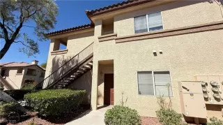 Photo #2: 2700919 Listing 