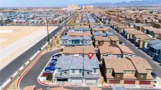 Photo #5: 2700924 Listing 