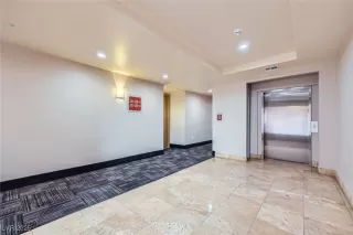 Photo #1: 2700929 Listing