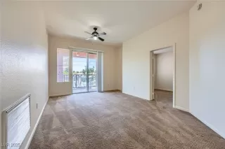 Photo #4: 2700929 Listing