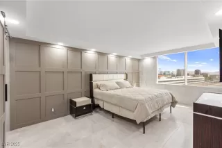 Photo #3: 2700975 Listing 