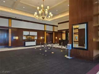 Photo #2: 2701020 Listing 