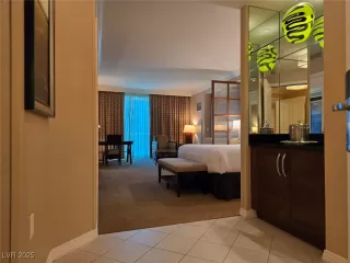 Photo #5: 2701020 Listing 