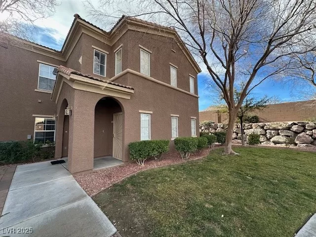 MLS: 2701029 Condo For Sale