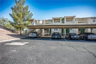 Photo #1: 2701039 Listing 