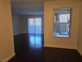 Photo #5: 2701084 Listing 