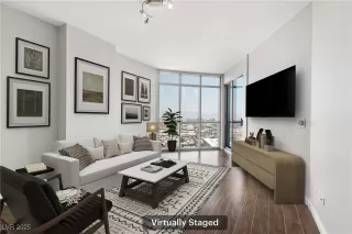 Photo #1: 2701086 Listing