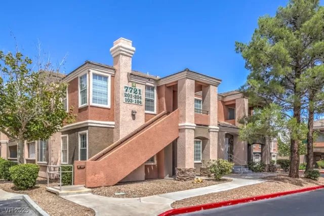 MLS: 2701089 Condo For Sale