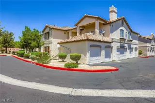 Photo #2: 2701108 Listing 