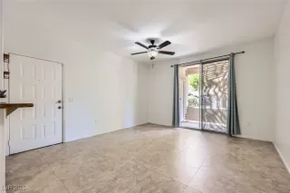 Photo #4: 2701108 Listing 