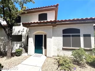 Photo #1: 2701112 Listing 