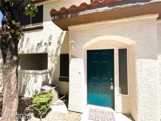 Photo #2: 2701112 Listing 