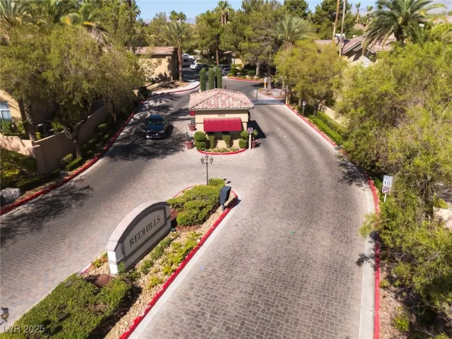 MLS: 2701119 Condo For Sale