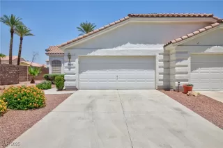 Photo #2: 2701122 Listing 