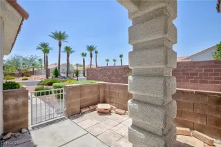 Photo #5: 2701122 Listing 