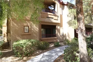 Photo #1: 2701140 Listing 