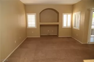 Photo #5: 2701140 Listing 