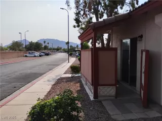 Photo #3: 2701145 Listing