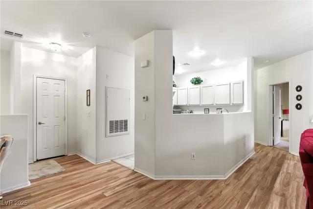 MLS: 2701166 Condo For Sale