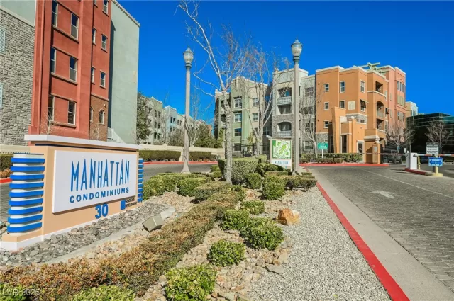 MLS: 2701187 Condo For Sale