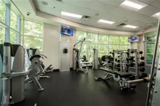 Photo #2: 2701187 Listing 