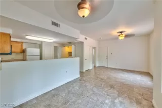 Photo #2: 2701193 Listing