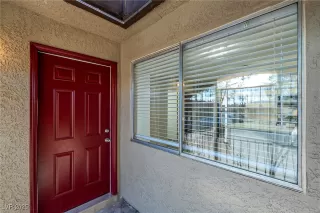 Photo #2: 2701201 Listing 