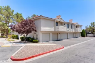 Photo #1: 2701217 Listing 