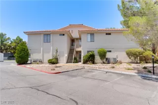 Photo #3: 2701217 Listing 