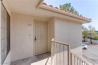 Photo #5: 2701217 Listing 