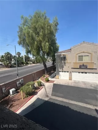 Photo #1: 2701245 Listing 