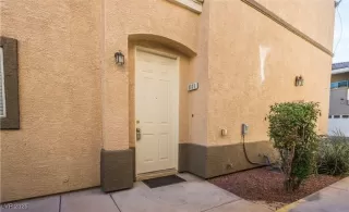 Photo #3: 2701245 Listing 