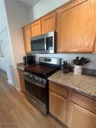 Photo #6: 2701245 Listing 