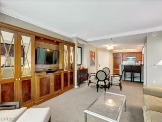 Photo #5: 2701250 Listing