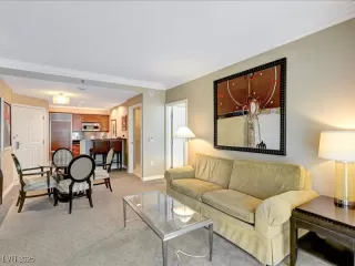 Photo #6: 2701250 Listing