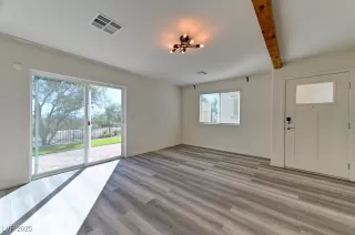 Photo #3: 2701268 Listing 