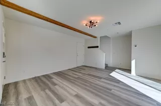 Photo #5: 2701268 Listing 