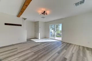 Photo #6: 2701268 Listing 