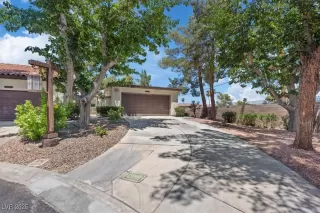 Photo #5: 2701326 Listing