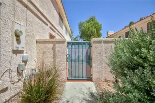 Photo #3: 2701331 Listing 