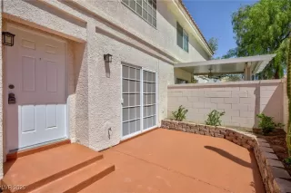 Photo #4: 2701331 Listing 